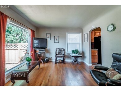 1086 8th Ave SW, Albany, OR 97321 - photo 5