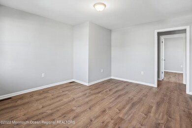 816 King George Rd unit 2, Fords, NJ 08863 - photo 7