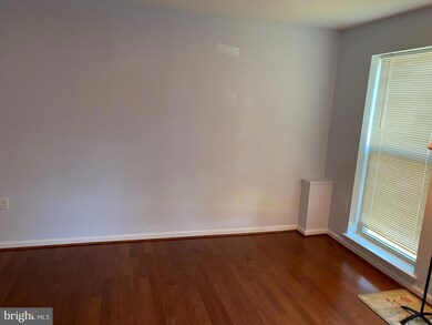5213 Newton St unit 104, Bladensburg, MD 20710 - photo 6