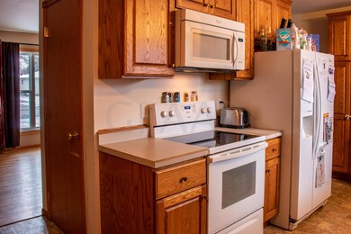 1707 S 17th St, Grand Forks, ND 58201 - photo 5