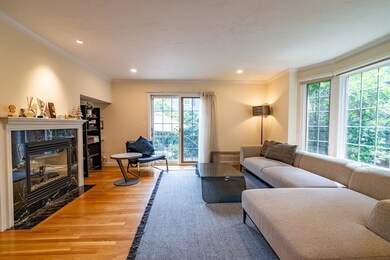 33 Oak St unit 1, Wellesley, MA 02482 - photo 3