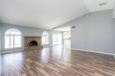 Livingroom-01