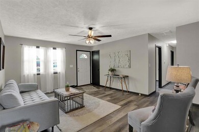 170 Roundelay Dr, Franklin, IN 46131 - photo 3