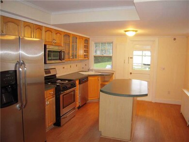 113 Maple Ave, Middletown, RI 02842 - photo 4