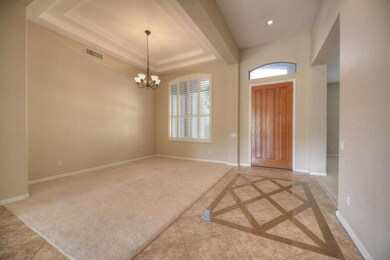 Foyer & Dining
