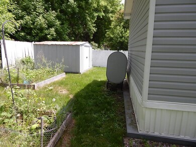 215 W Allen St, Winooski, VT 05404 - photo 4