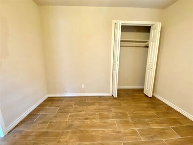 207 Frawley St unit B, Houston, TX 77009 - photo 7