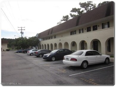 1569 El Prado Rd unit 4, Jacksonville, FL 32216 - photo 2