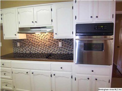 Kitchen has brand new stainless steel appliances!