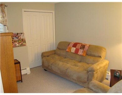 400 New River Rd unit 407, Manville, RI 02838 - photo 6