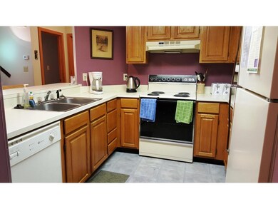 23 W Branch Rd unit 5, Lincoln, NH 03251 - photo 7