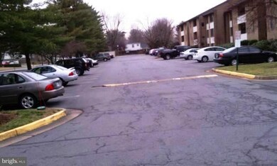 507 Florida Ave unit 203, Herndon, VA 20170 - photo 4