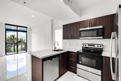 1 Curtiss Pkwy unit 317, Miami Springs, FL 33166 - photo 2