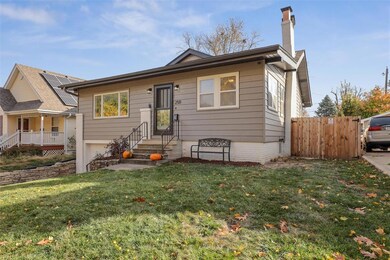 2511 40th St, Des Moines, IA 50310 - photo 2