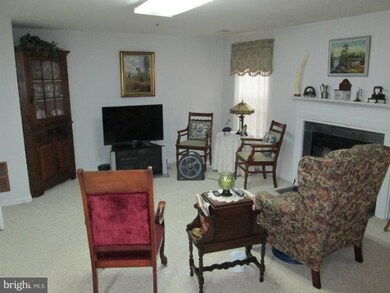 13120 Silver Maple Ct, Bowie, MD 20715 - photo 5