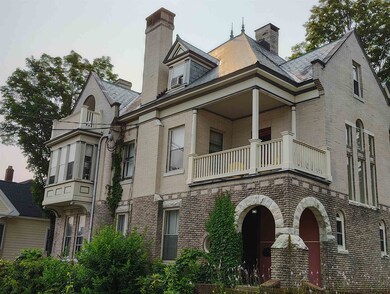 113 School St unit 1, Concord, NH 03301 - photo 2