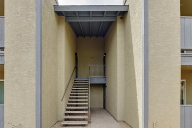 1916-North-32nd-Street-201-and-204-15