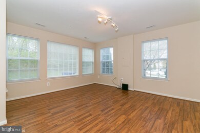 114 Lavenport Cir, Frederick, MD 21702 - photo 7