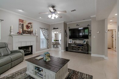 Family room 1.1