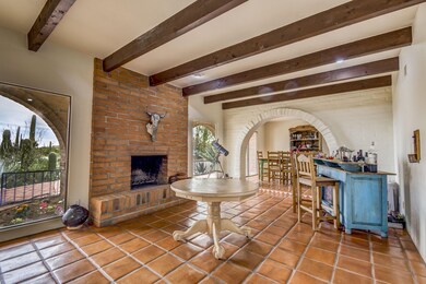 Living Rm