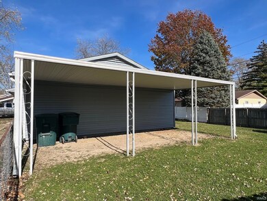 3134 S Cherokee Rd, Muncie, IN 47302 - photo 3
