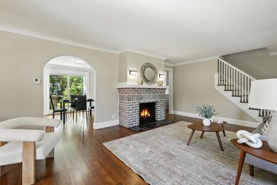 706 Allen St, Springfield, MA 01118 - photo 4