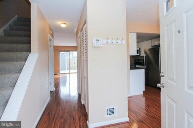 17719 Lochness Cir, Olney, MD 20832 - photo 3