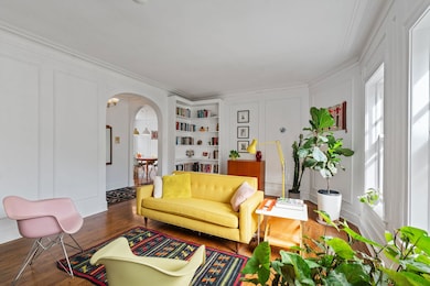 548 Sheridan Rd unit 2N, Evanston, IL 60202 - photo 3