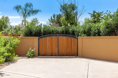 06 RV Gate
