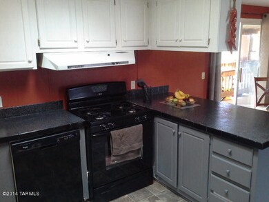 Stove and Dishwasher New in 2013