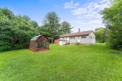 13 Chamberlain St, Skowhegan, ME 04976 - photo 4