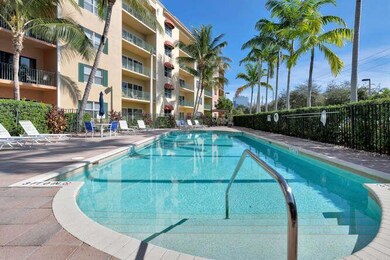 1640 Presidential Way unit 501, West Palm Beach, FL 33401 - photo 4