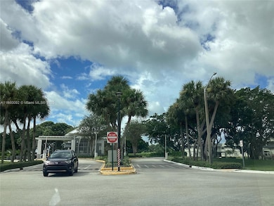 197 Flanders E unit 197, Delray Beach, FL 33484 - photo 6