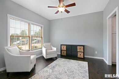 716 N Meadows Ct, Davenport, IA 52806 - photo 6