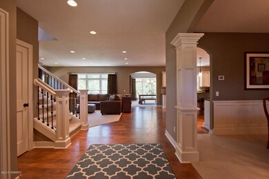 007 foyer - IMG_3274