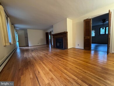 2305 Walnut Ln, Wilmington, DE 19810 - photo 4