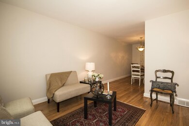 8457 Water Oak Rd, Parkville, MD 21234 - photo 5