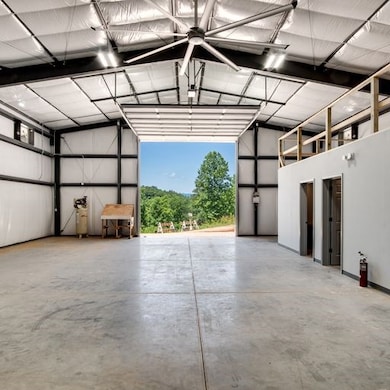 40' x 60' Workshop/Garage