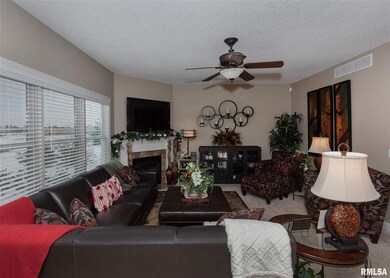 2103 E 60th St, Davenport, IA 52807 - photo 5