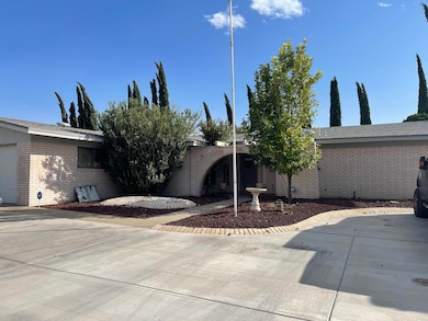 1952 Septiembre Dr, El Paso, TX 79935 - photo 3