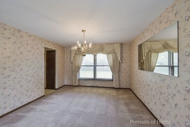 239 Bay Colony Dr, Naperville, IL 60565 - photo 3