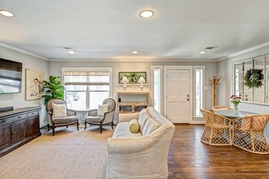 1819 Chippendale Rd, Houston, TX 77018 - photo 2