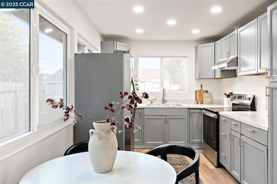 3575 Desanie Cir, Bay Point, CA 94565 - photo 7