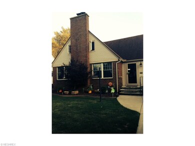 Looks like a Better Homes and Gardens home!!  Spac