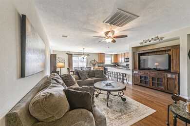 12231 Medina Lake Dr, Tomball, TX 77377 - photo 6