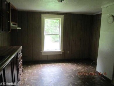 4201 Ransom Rd, Greensboro, NC 27455 - photo 3