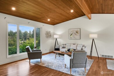 8202 Sierra Dr, Edmonds, WA 98026 - photo 4