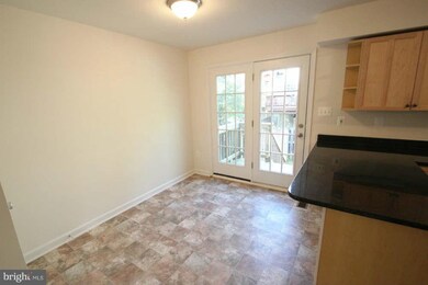 13011 Prairie Knoll Ct, Germantown, MD 20874 - photo 7