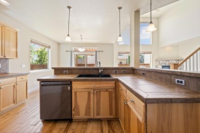 773 NW 28th Loop, Redmond, OR 97756 - photo 6