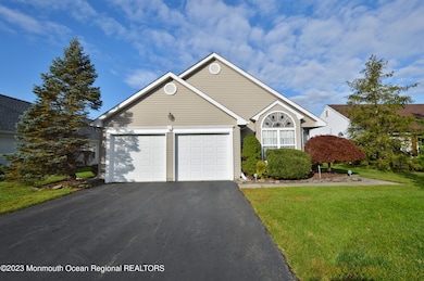 2441 Woodbine Ln, Toms River, NJ 08755 - photo 2